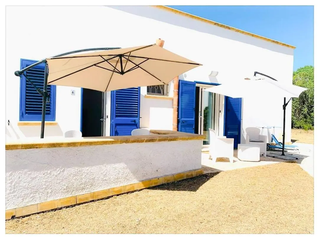 Guest house Canova Holidays Rooms- Affittacamere- Favignana