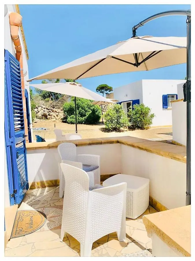 Canova Holidays Rooms- Affittacamere- Favignana 0*,  Italy