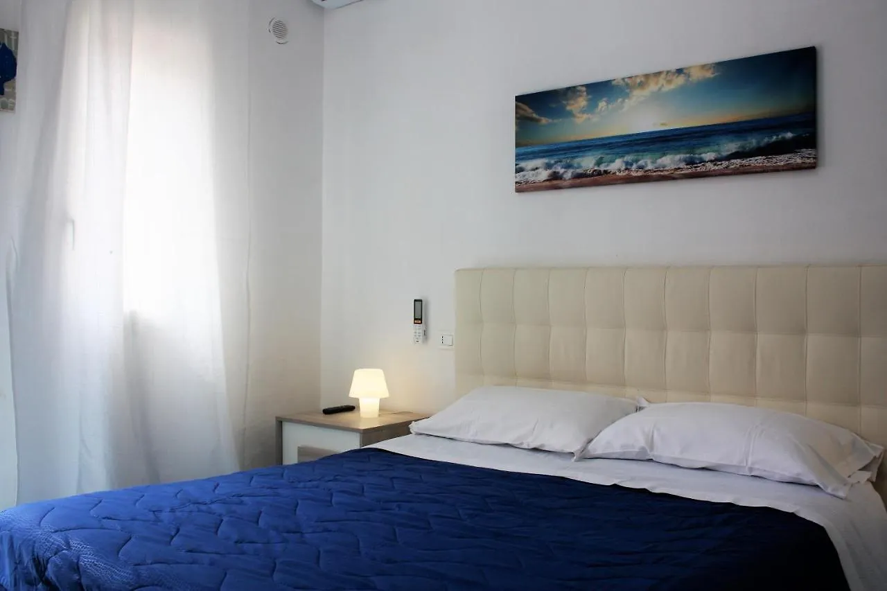 Canova Holidays Rooms- Affittacamere- Favignana 0*,