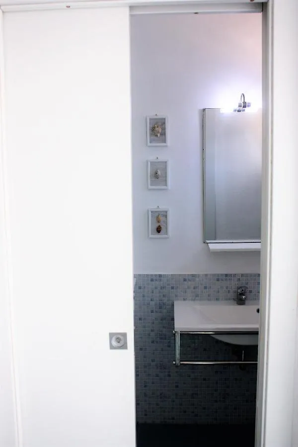 Canova Holidays Rooms- Affittacamere- Favignana Guest house