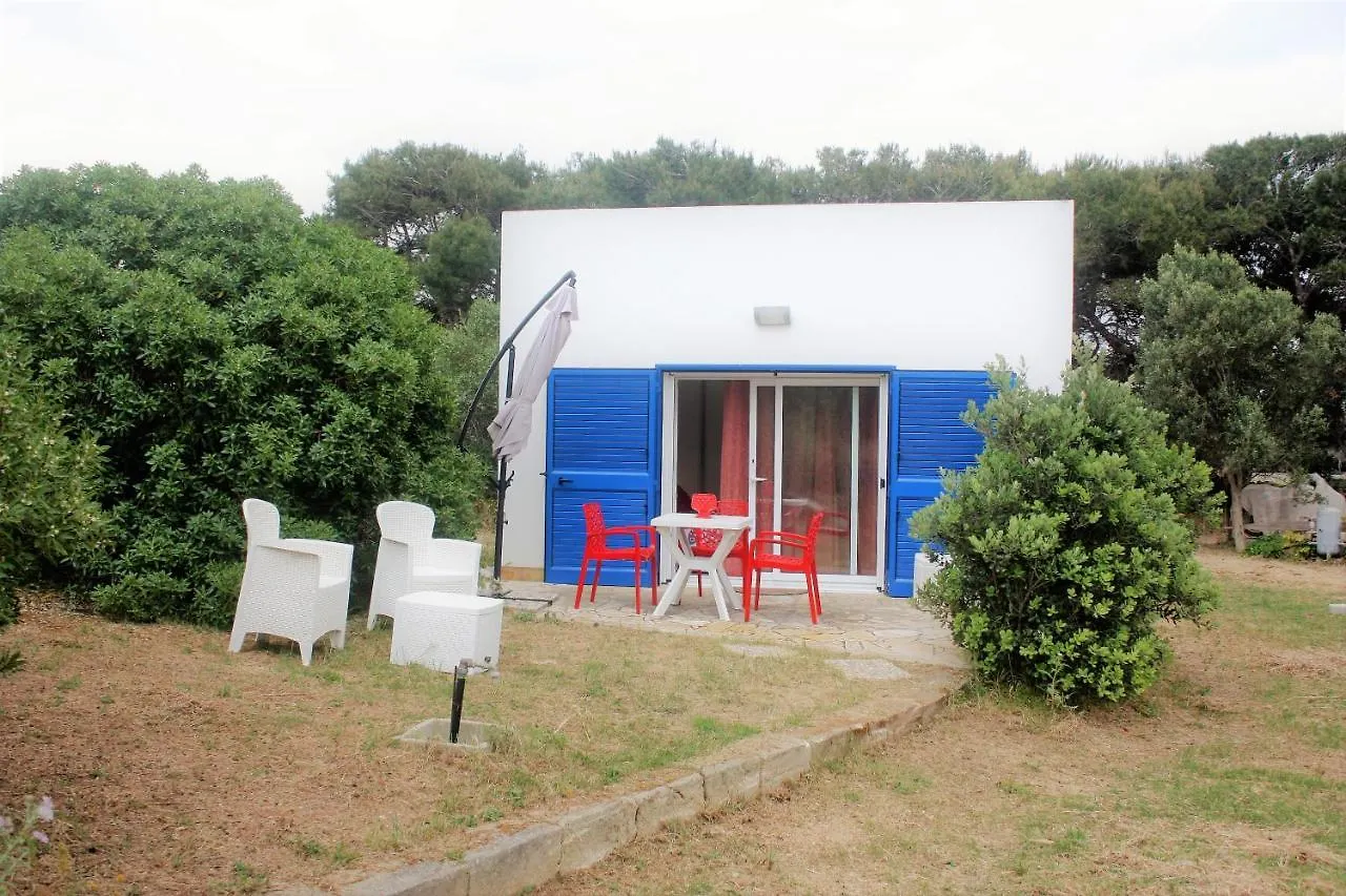 Guest house Canova Holidays Rooms- Affittacamere- Favignana