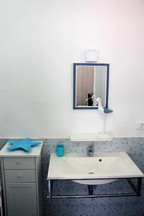 Guest house Canova Holidays Rooms- Affittacamere- Favignana Italy