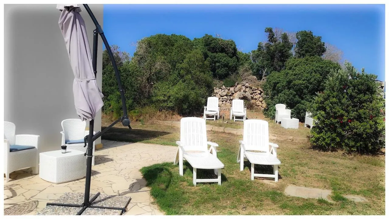 Guest house Canova Holidays Rooms- Affittacamere- Favignana Italy